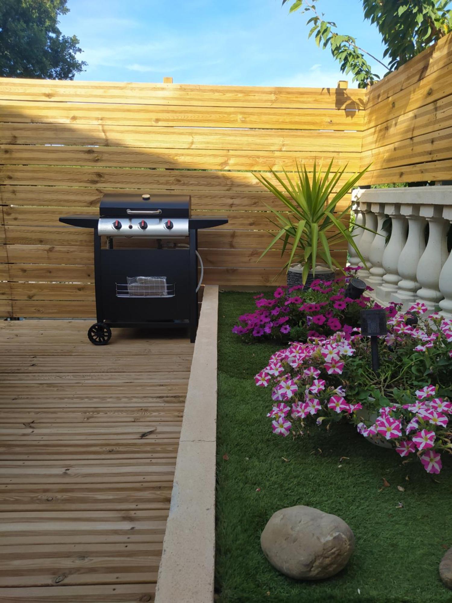 Studio Cosy Avec Terrasse Et Jacuzzi A Disposition De Mai A Aout Rians  Bagian luar foto
